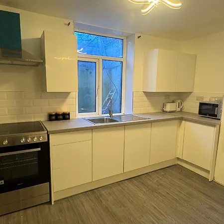 Modern Centre Self Check In * Bradford (West Yorkshire)